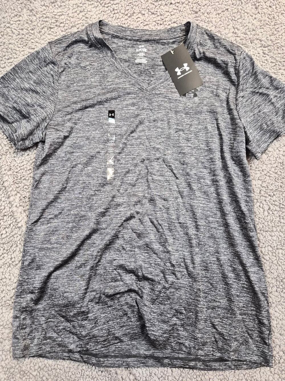 NWT Under Armour Women's T-Shirt Size S Gray Tech SSV (1380)